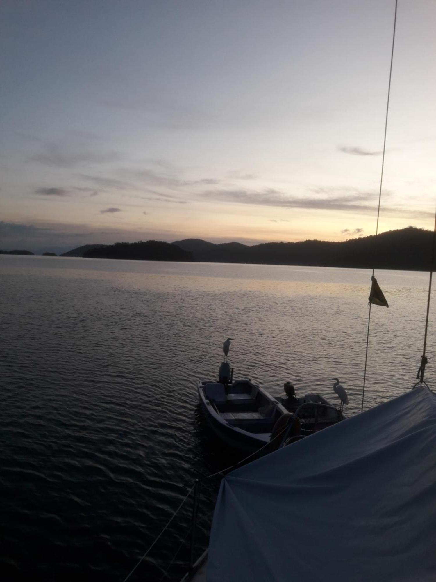 Pernoite A Bordo Otel Araquari Oda fotoğraf